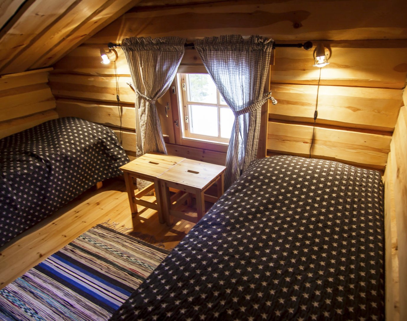 Arctic Circle Wilderness Lodge - Stella room